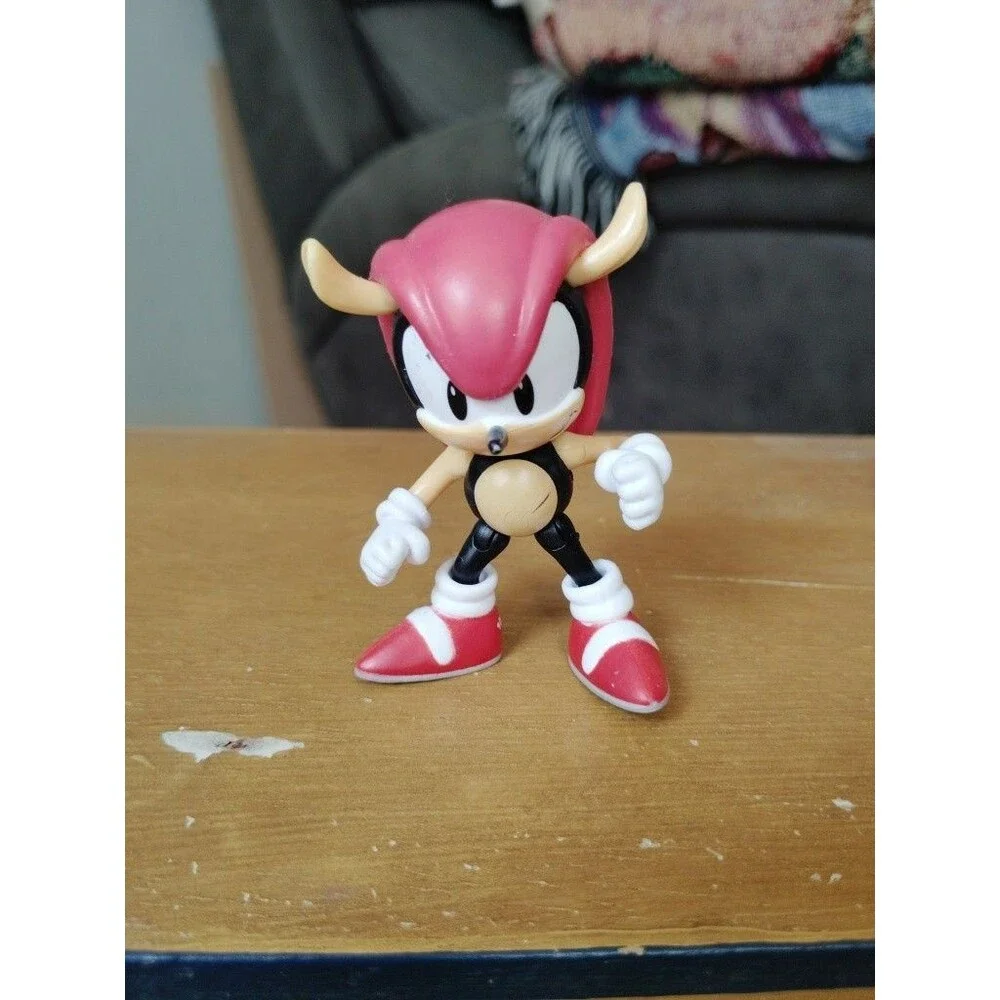 Sonic Mighty the Armadillo Jakks Pacific Figure – Articulated Sega